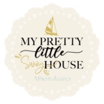My Pretty Little Sunny House van Alberto Juarez